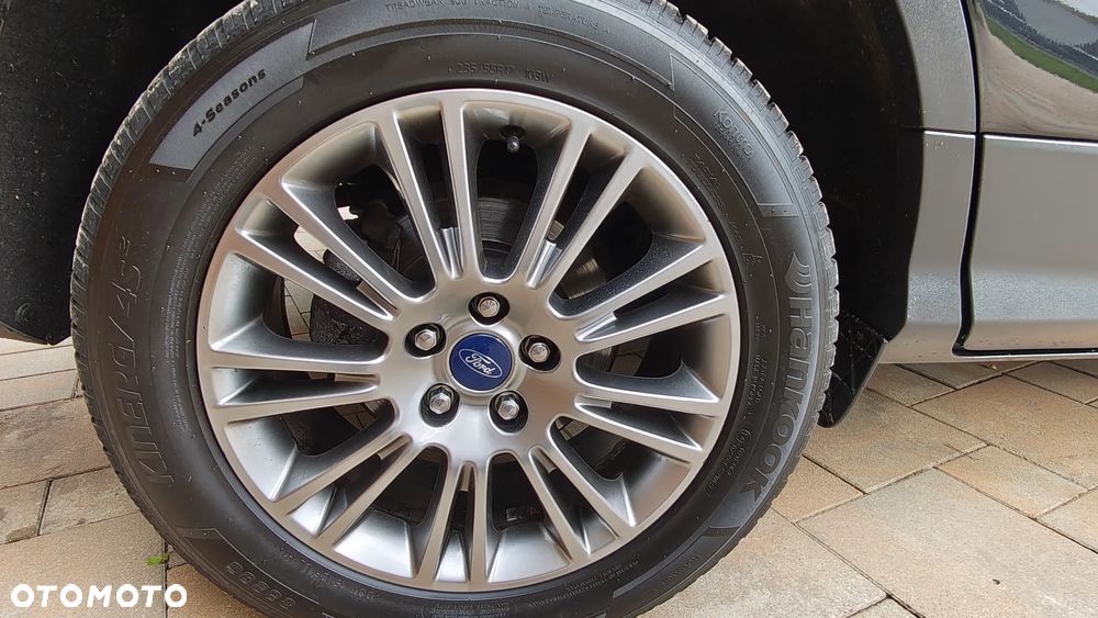 Ford Kuga 2.0 TDCi 4x4 Titanium - 10