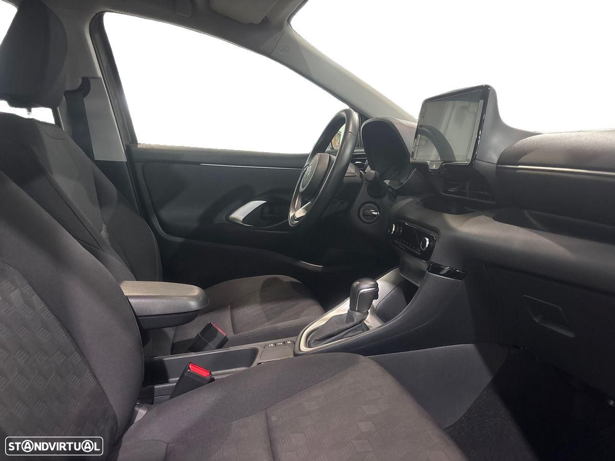 Toyota Yaris - 6