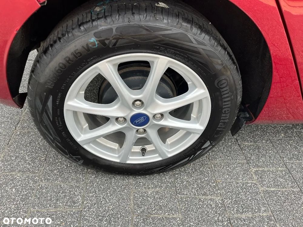 Ford Fiesta 1.0 EcoBoost S&S TITANIUM X - 4