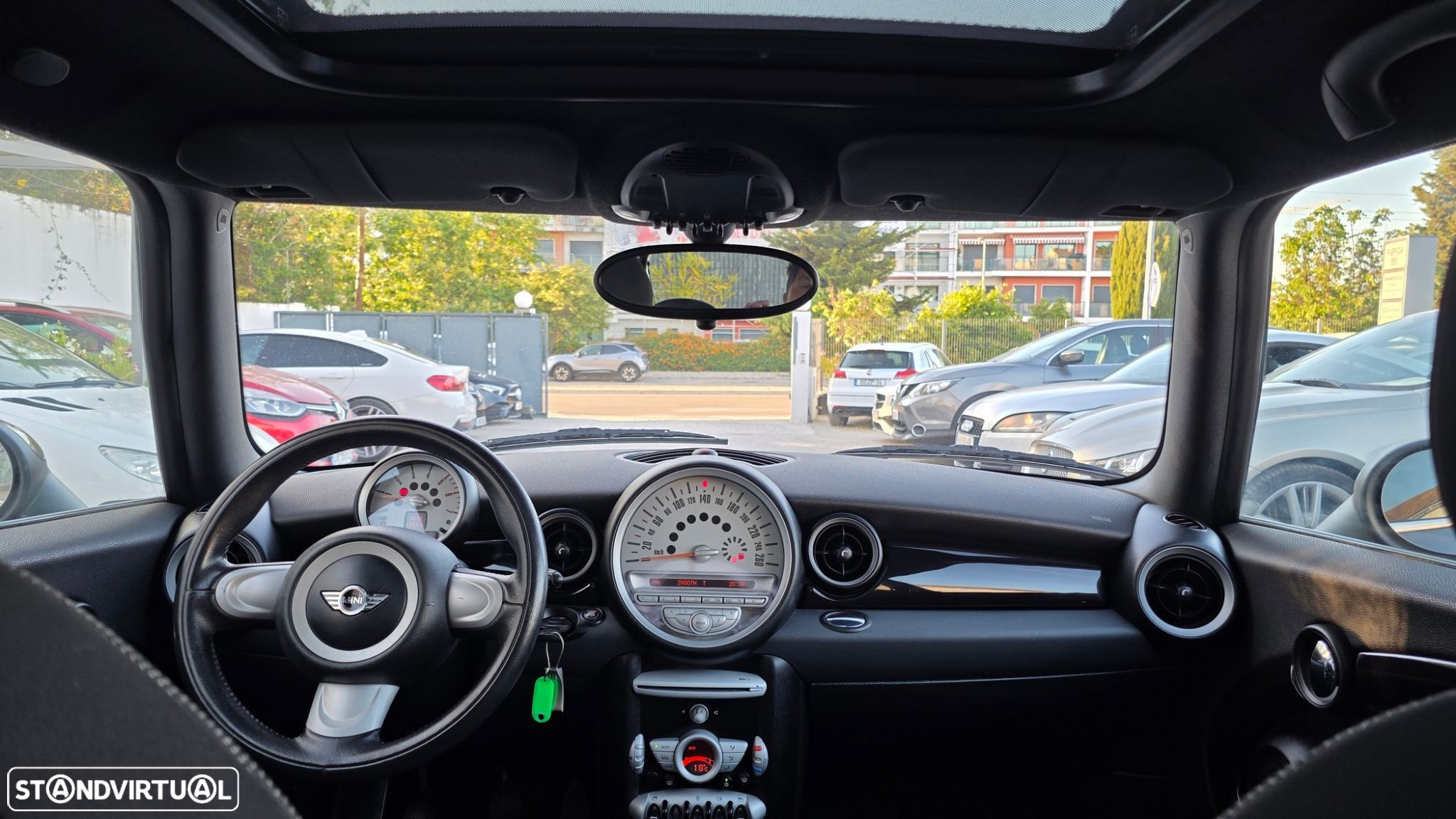 MINI 3 Portas Cooper D - 28