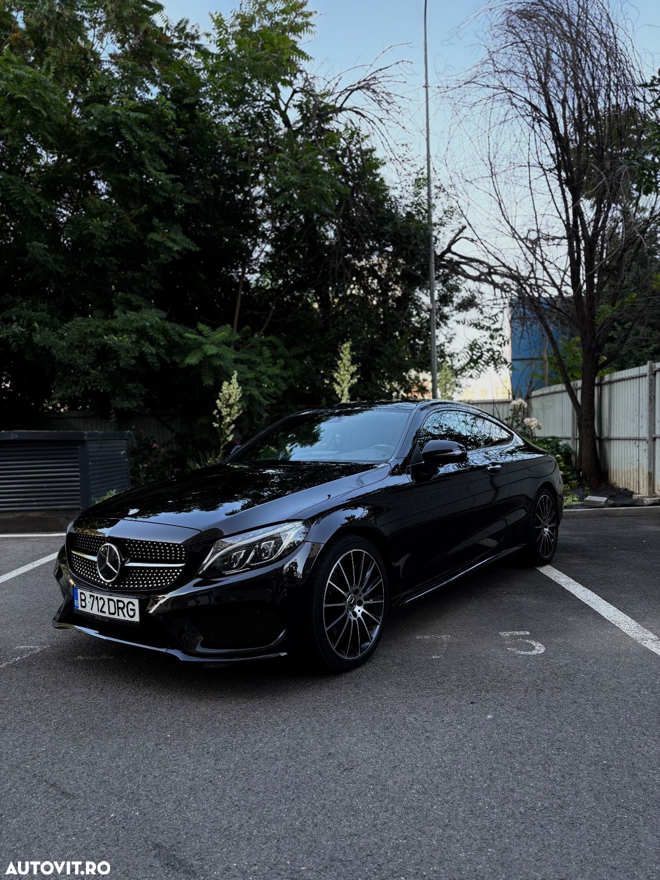 Mercedes-Benz C 250 d Coupe 4MATIC Aut. - 1