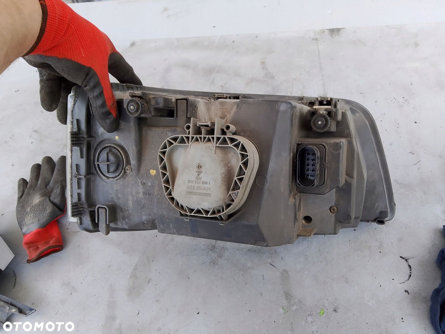 Lampa Lewa Przód VW T5 7H1941015N Europa - 5