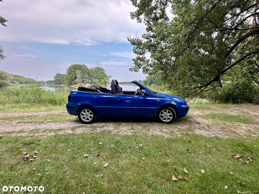Volkswagen Golf 1.6 - 8