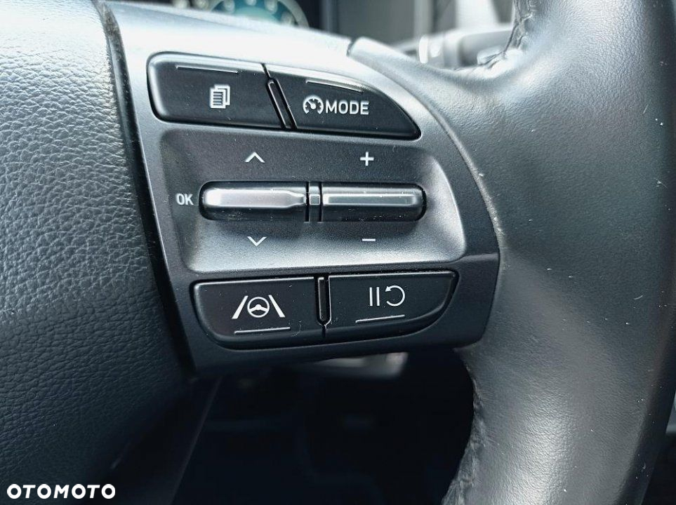 Hyundai Kona - 17