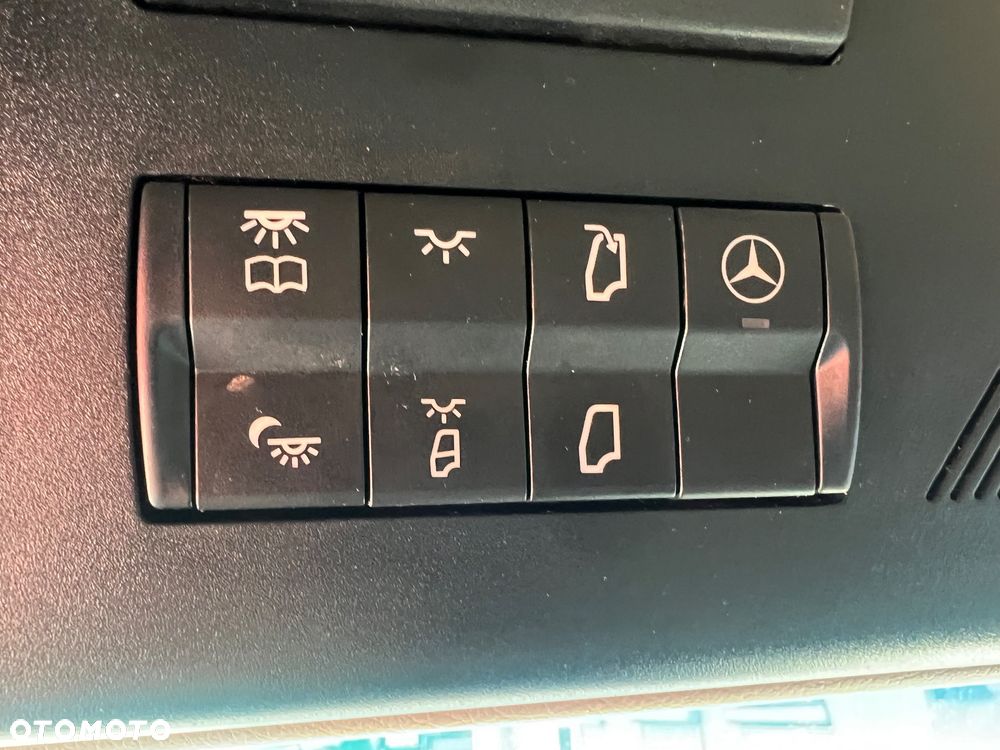 Mercedes-Benz 1842 firanka BDF 19palet - 24