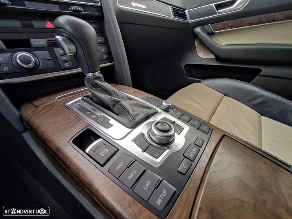 Audi A6 Avant 3.0 TDI V6 quattro S-line Tiptronic - 23