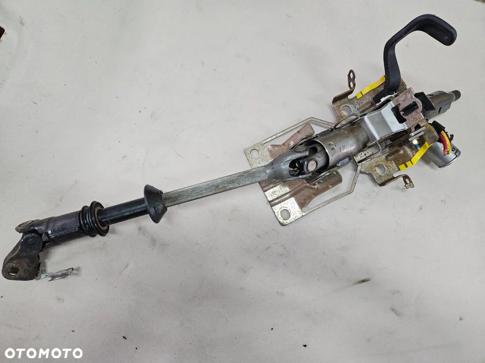 Krzyżak kolumny kierowniczej sztyca Renault Clio II przedlift 1998-2001r - 1