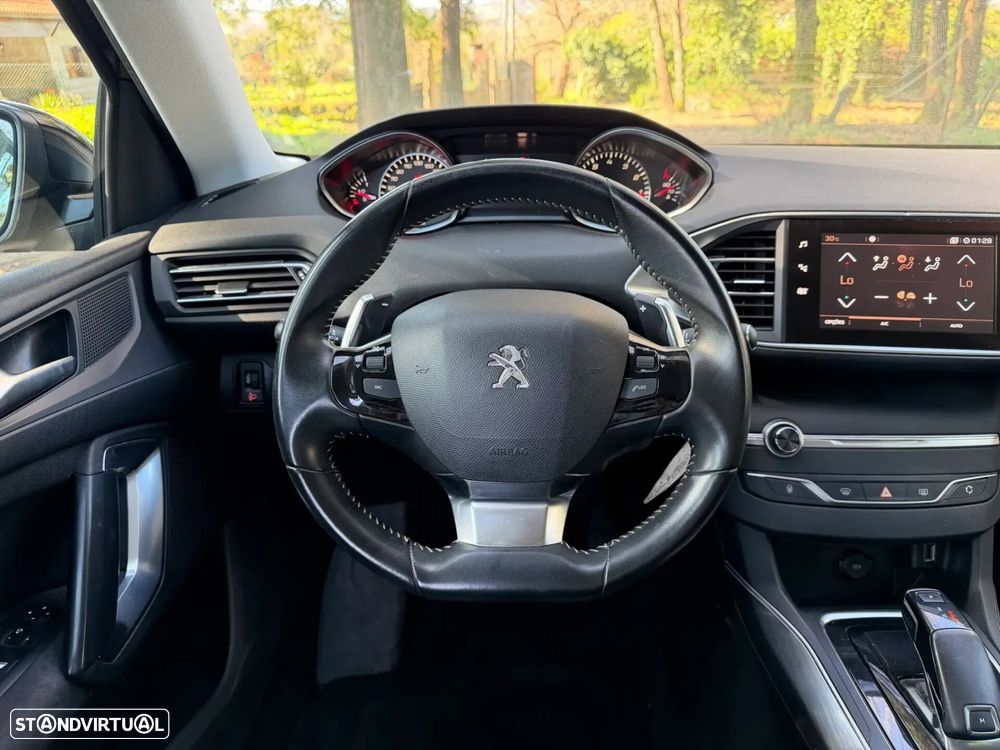 Peugeot 308 - 16