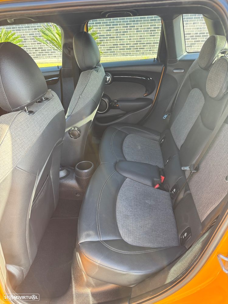 MINI 5 Portas Cooper D - 9