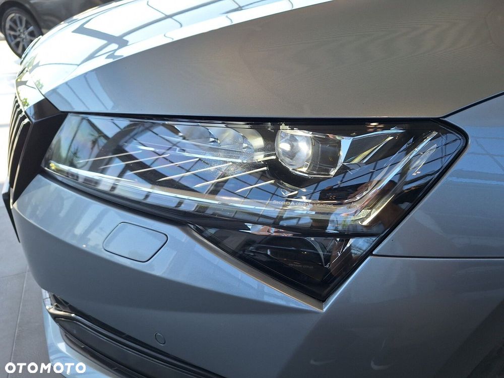 Skoda Superb 2.0 TDI SCR Sportline DSG - 39