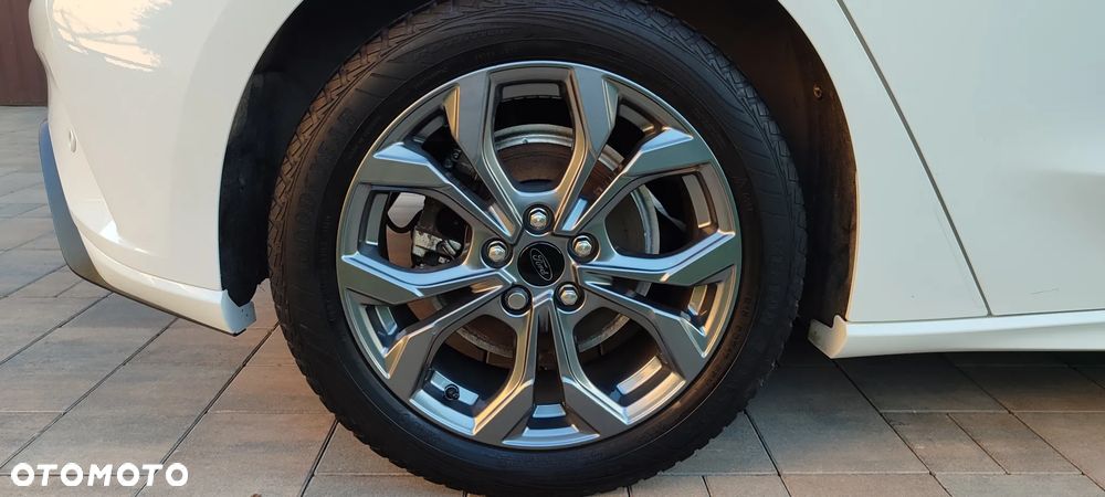Ford Focus 1.0 EcoBoost Hybrid ST-LINE X - 15