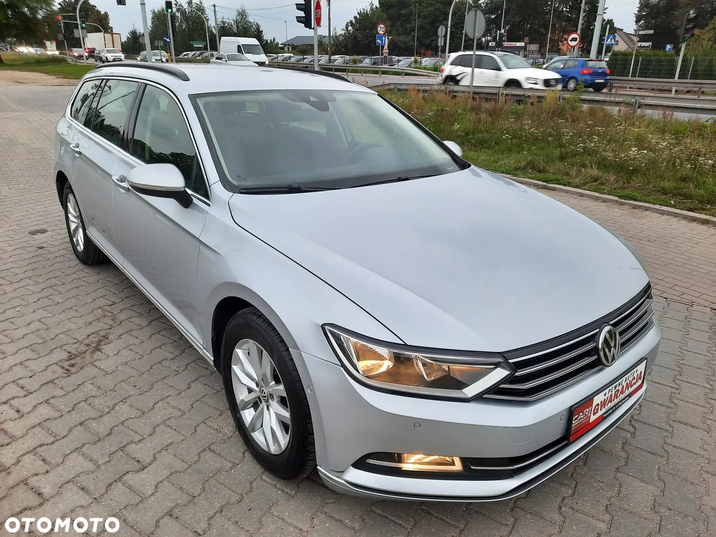 Volkswagen Passat Variant 2.0 TDI DSG (BlueMotion Technology) Comfortline - 5