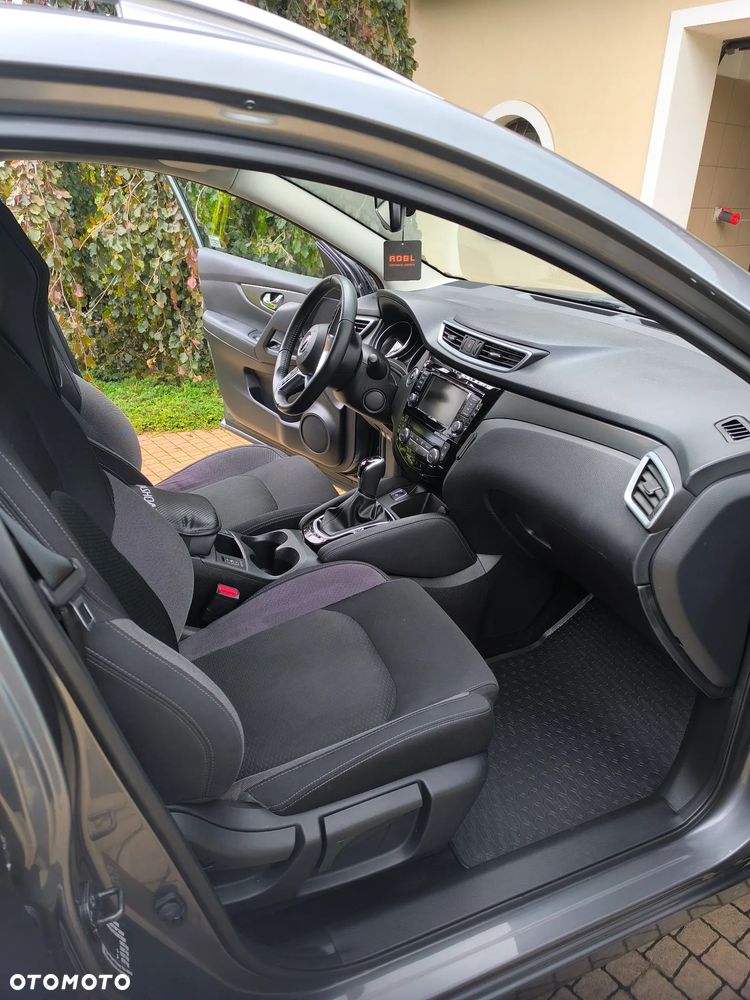 Nissan Qashqai 1.3 DIG-T N-Connecta DCT - 11