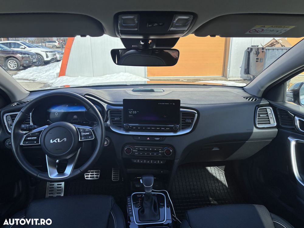 Kia XCeed - 8