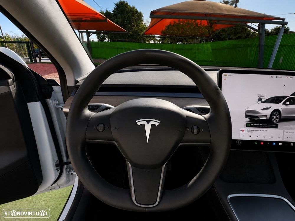 Tesla Model Y Standard - 16