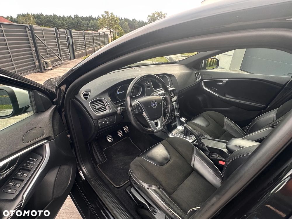 Volvo V40 T2 Drive-E R-Design Momentum - 7