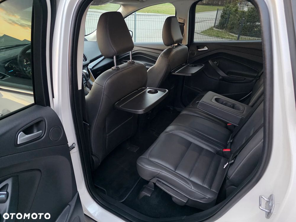 Ford Kuga 2.0 TDCi 4x4 Titanium - 11