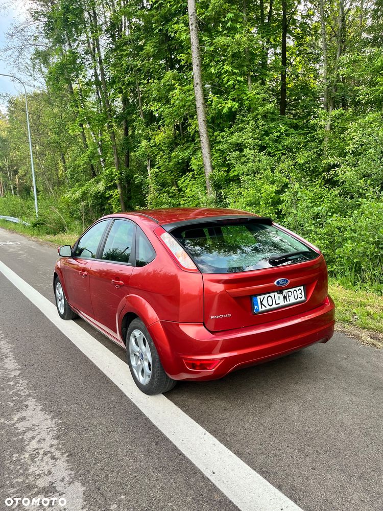 Ford Focus 1.6 Ambiente - 4