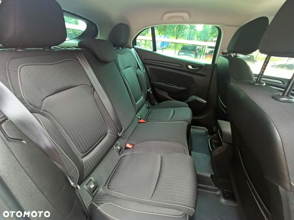 Renault Megane 1.6 SCe Life - 32