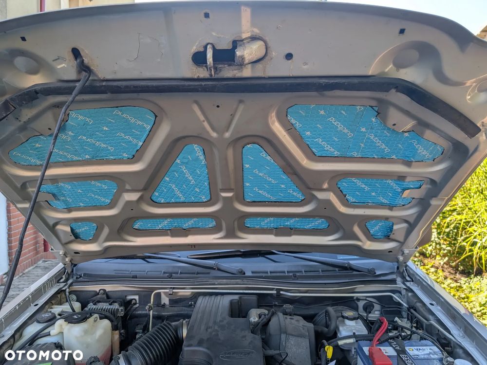 Chevrolet Colorado - 14