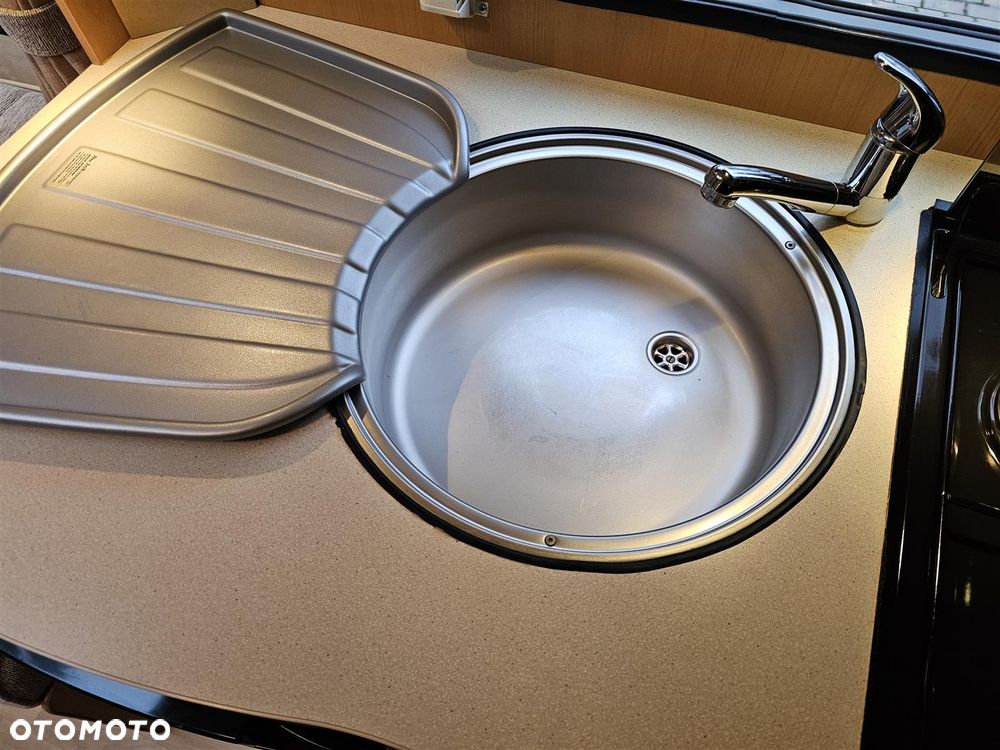 Inny SUPER STAN piękna zadbana TOP WERSJA przedsionek - 32