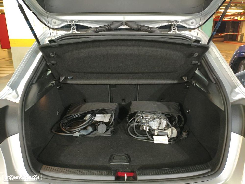 Mercedes-Benz A 250 e Style Plus - 12