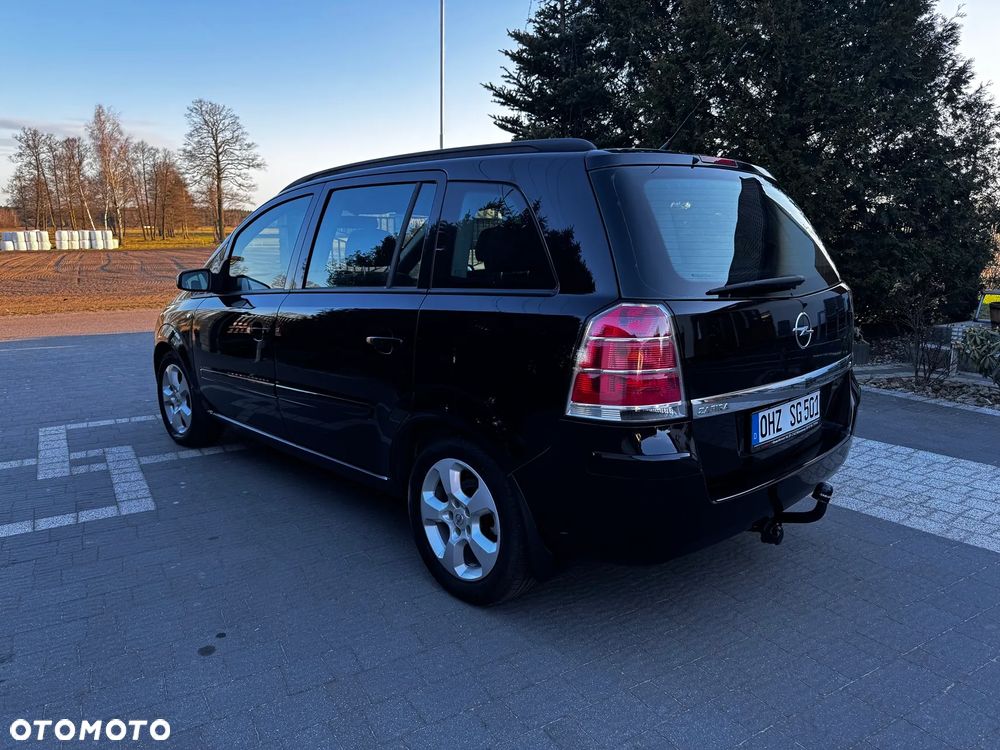 Opel Zafira - 9