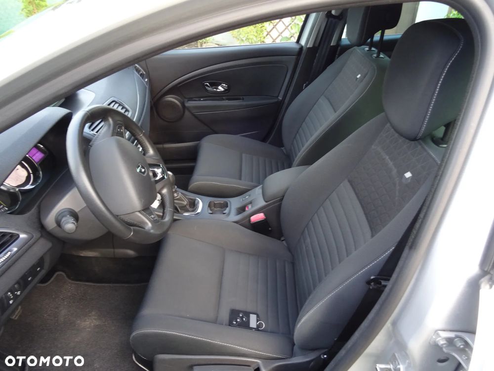 Renault Megane 1.2 16V TCe Energy Limited - 8