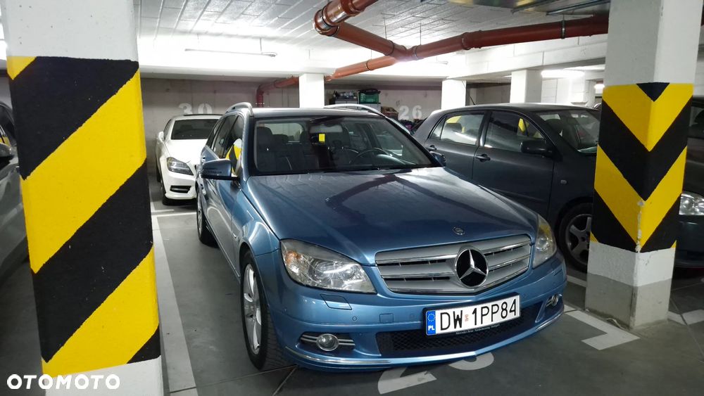 Mercedes-Benz Klasa C 250 CDI BlueEff Avantgarde - 26