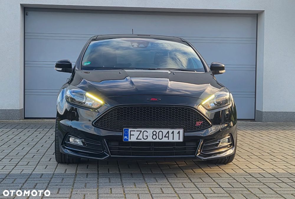 Ford Focus 2.0 EcoBoost ST-2 - 3