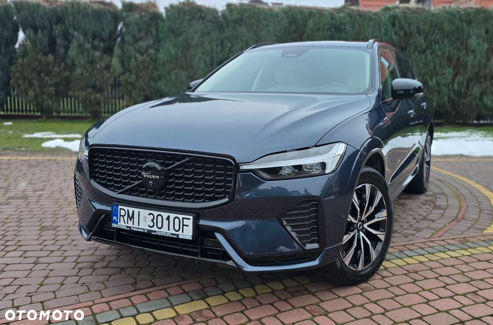 Volvo XC 60 B5 B AWD Plus Dark - 1