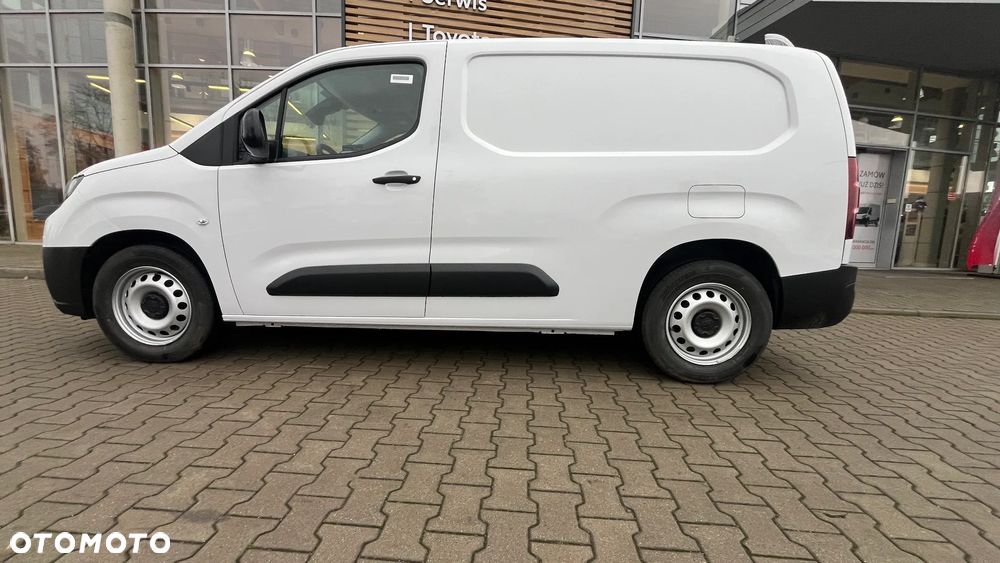 Toyota Proace City - 28