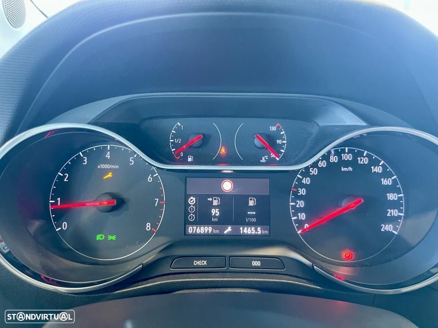 Opel Crossland 1.5 D Elegance - 12