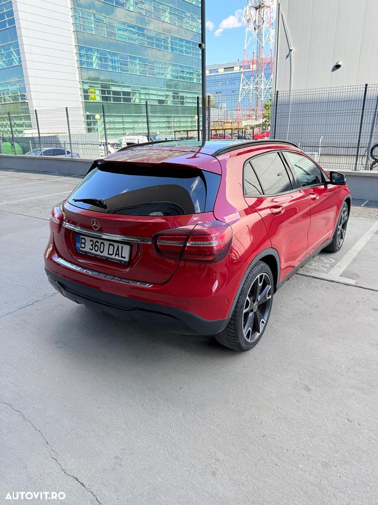 Mercedes-Benz GLA 200 d 4MATIC Aut. - 10