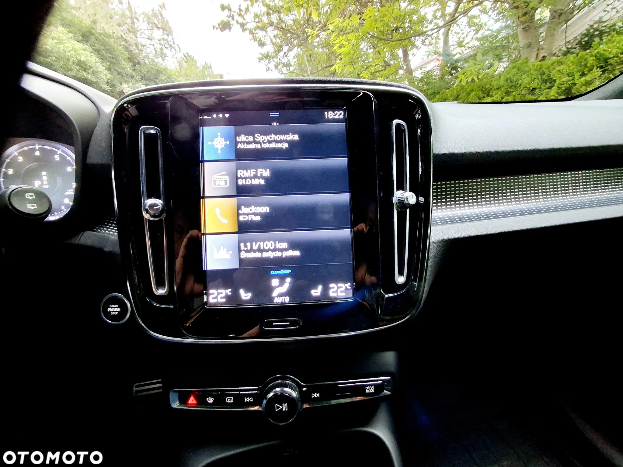 Volvo XC 40 B4 B AWD R-Design - 31