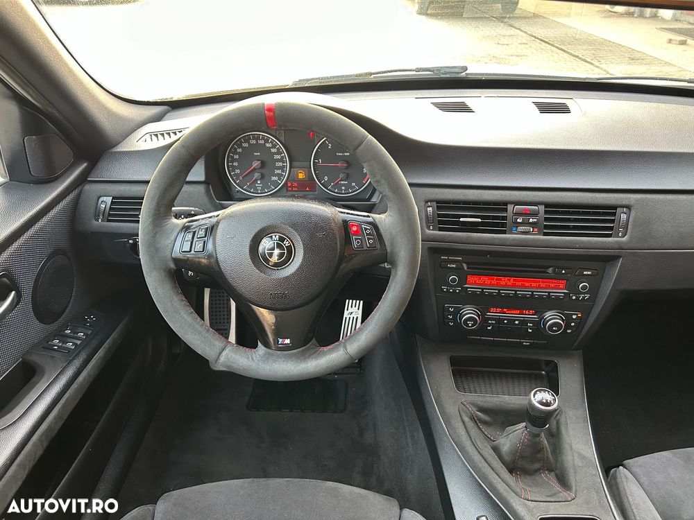 BMW Seria 3 320d DPF Touring Blue Performance Edition Lifestyle - 5