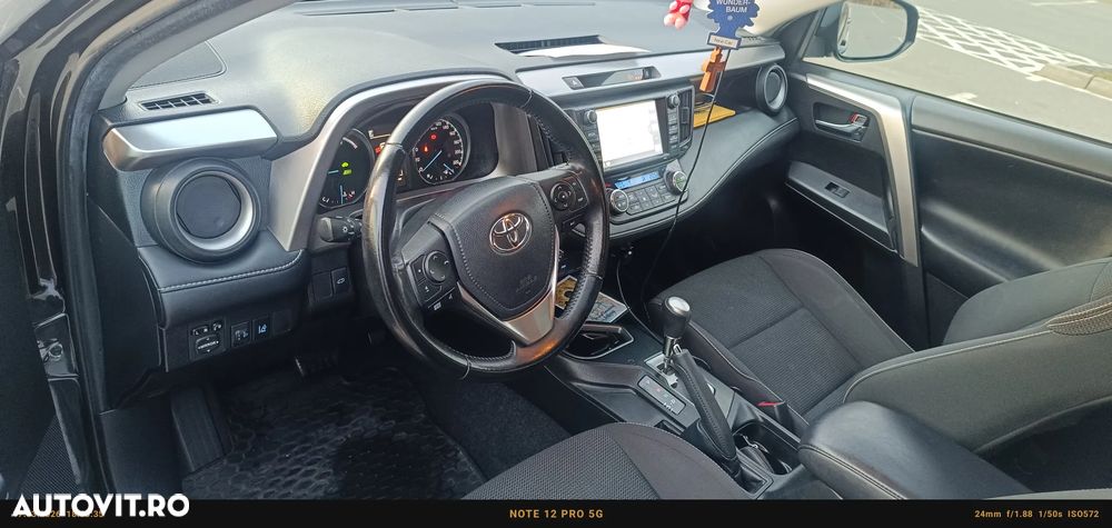 Toyota RAV4 - 7