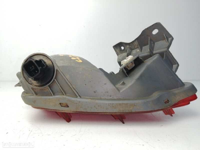 FAROLIM TRASEIRO DIREITO PARA-CHOQUES TOYOTA RAV 4 IV 2015 -8148042050 - 2