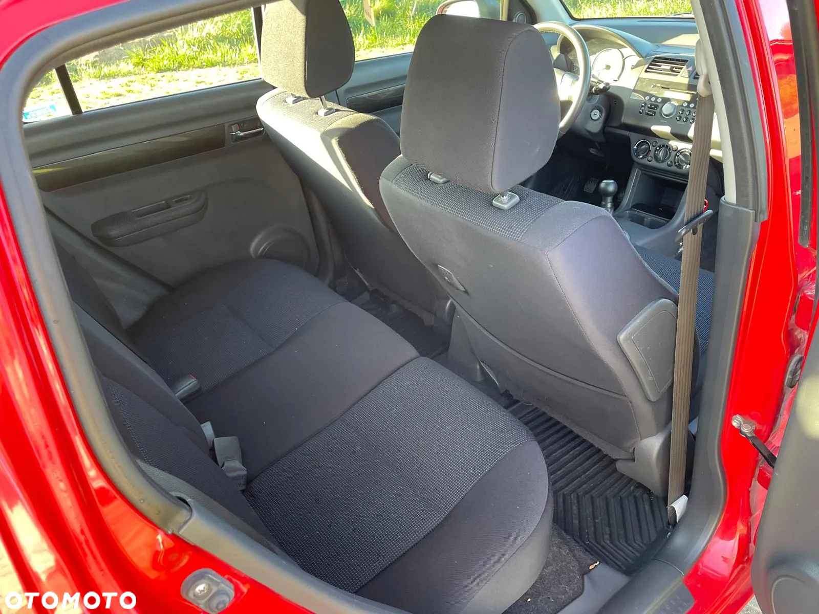 Suzuki Swift - 12