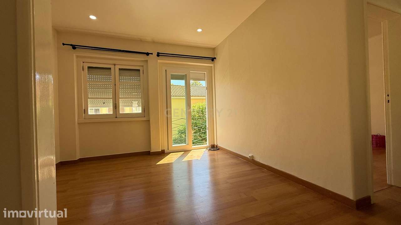 T2 | Alvalade | Parcialmente Remodelado | Arrendamento - Grande imagem: 4/30