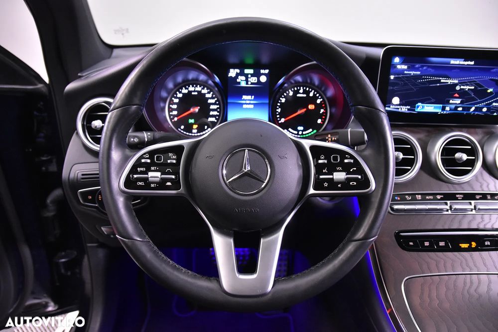 Mercedes-Benz GLC 300 e 4Matic 9G-TRONIC AMG Line - 17