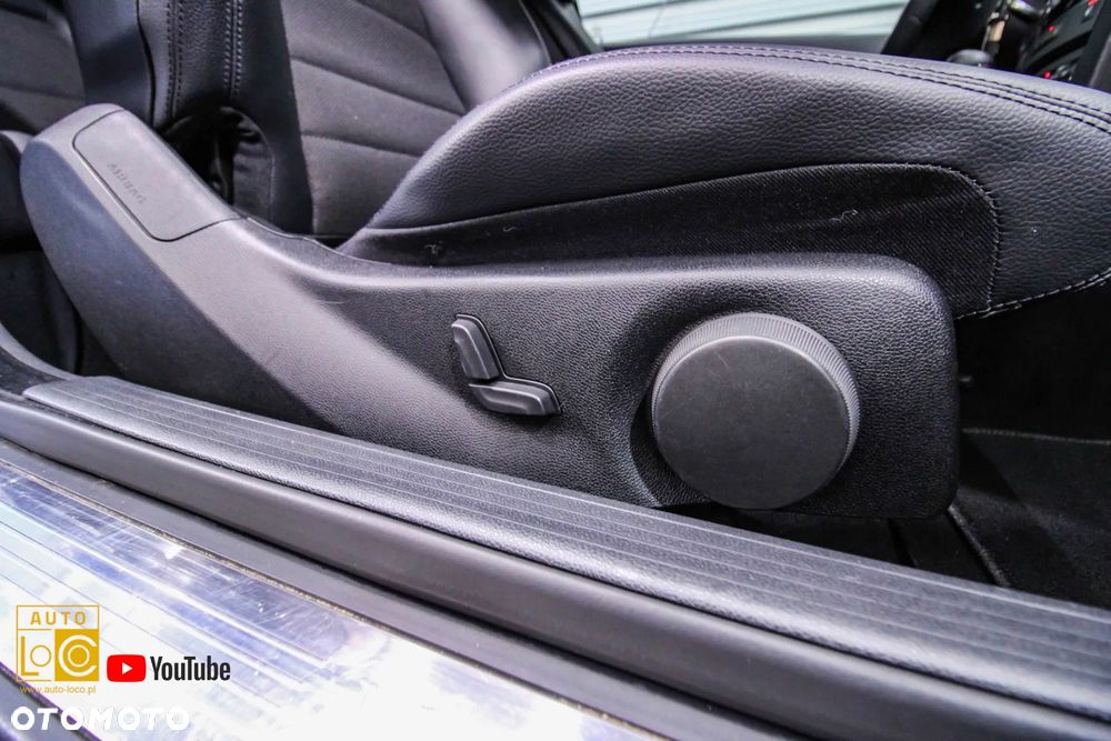 Mercedes-Benz Klasa E 250 CGI BlueEFFICIENCY Automatik Avantgarde - 27