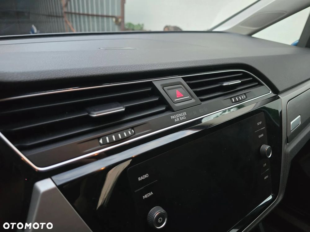 Volkswagen Touran 1.4 TSI BMT Comfortline - 20