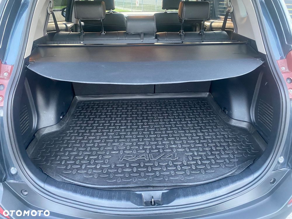 Toyota RAV4 2.0 D-4D 4x4 Executive - 19