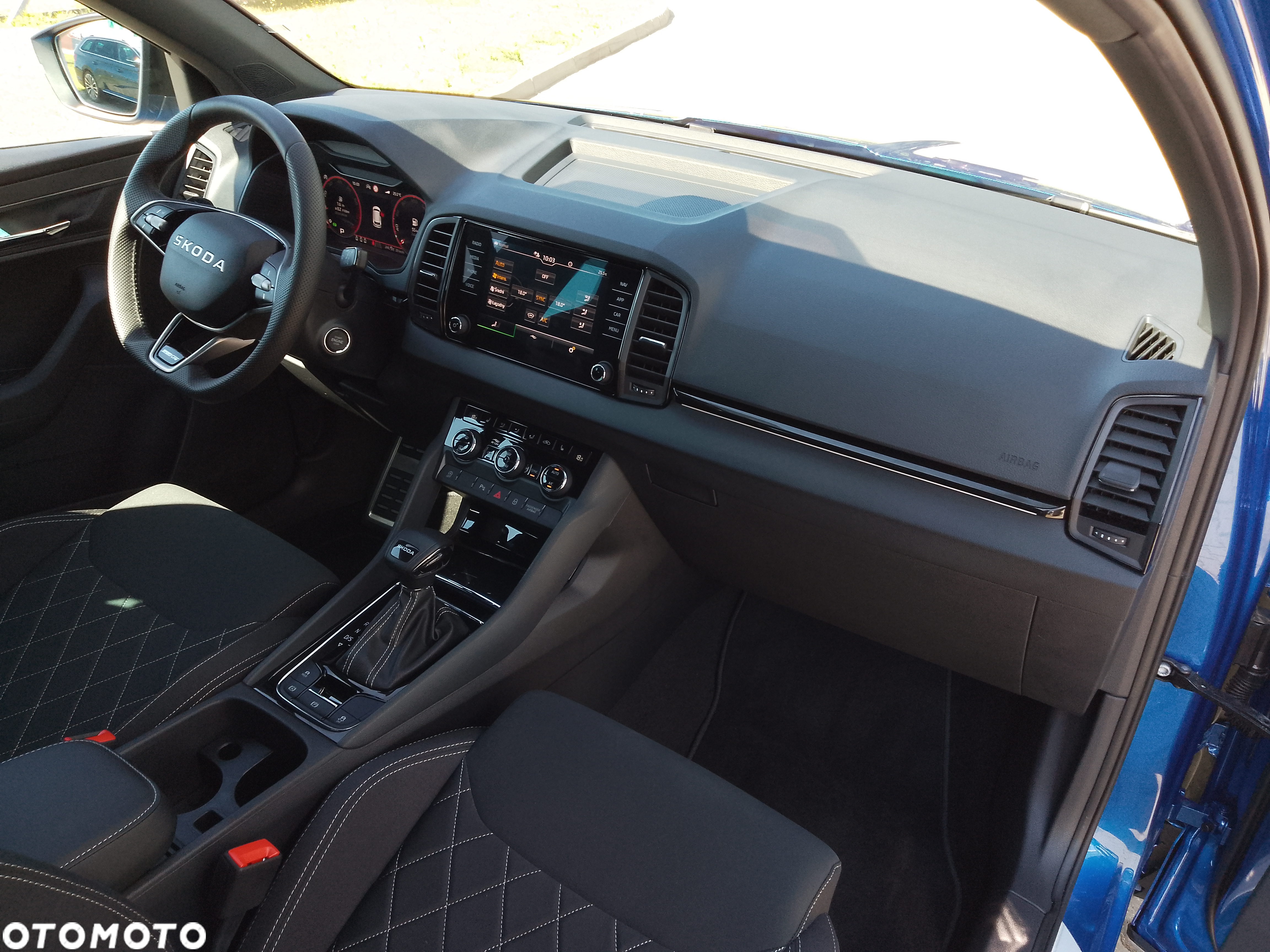 Skoda Karoq 1.5 TSI ACT Sportline DSG - 18