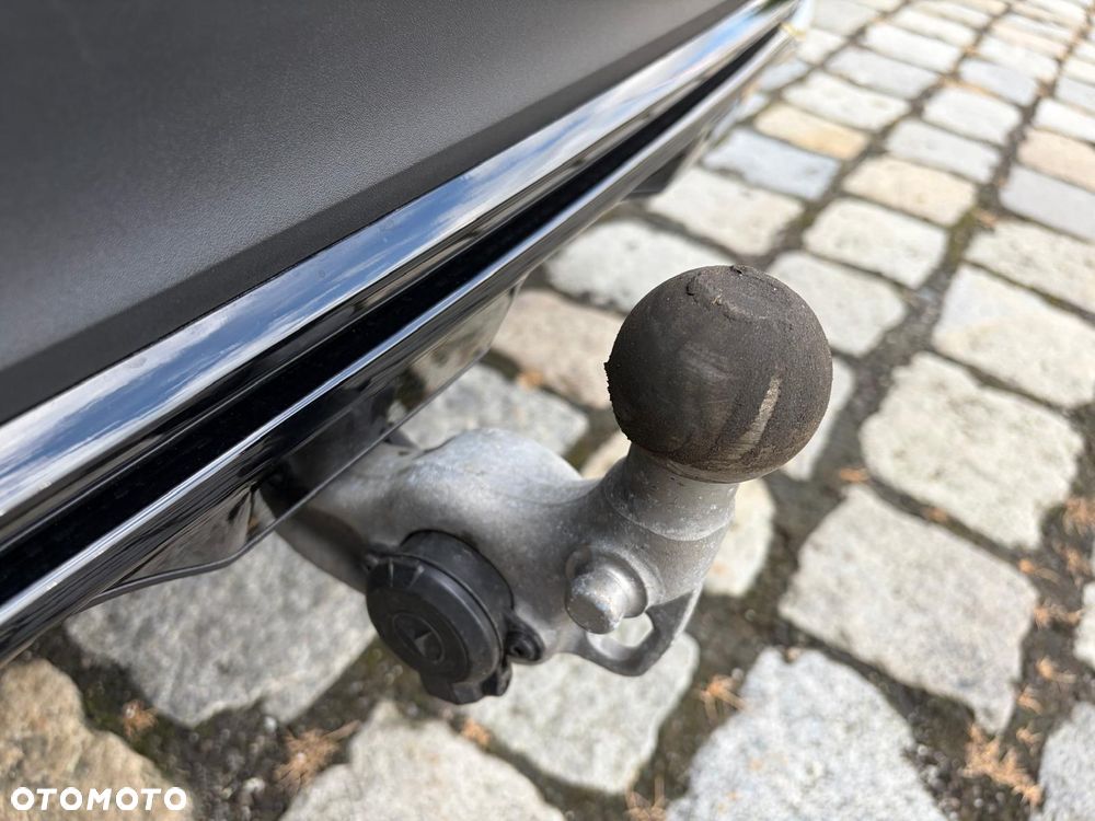 Mercedes-Benz Klasa E 300 de PHEV 4-Matic All-Terrain Avantgarde 9G-Tronic - 30