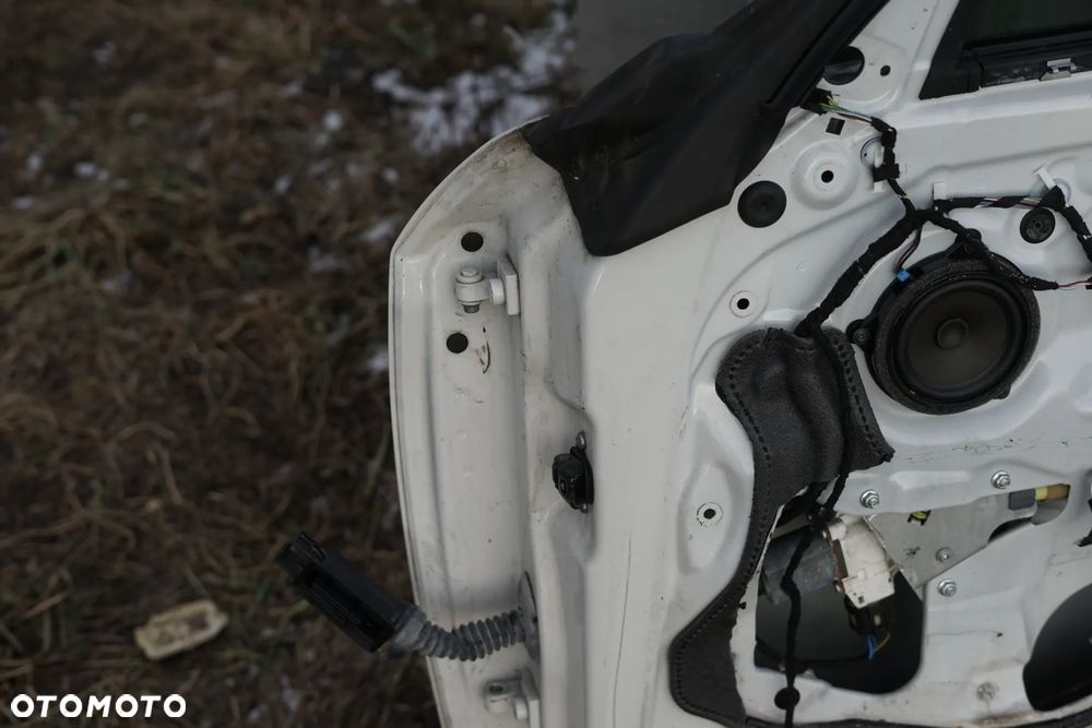 Drzwi przód przednie prawe BMW seria 1 F21 3d  300 - 11
