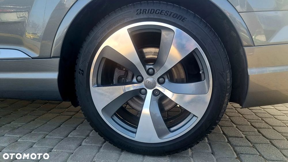 Audi Q7 - 9