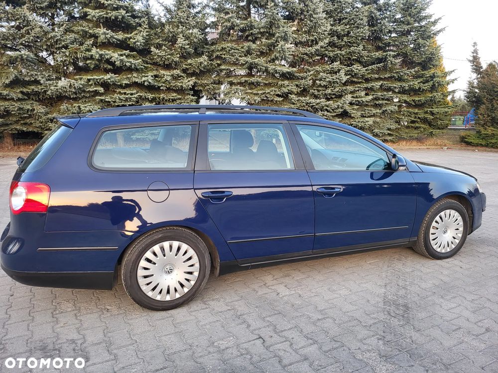 Volkswagen Passat 2.0 TDI Comfortline DSG - 5