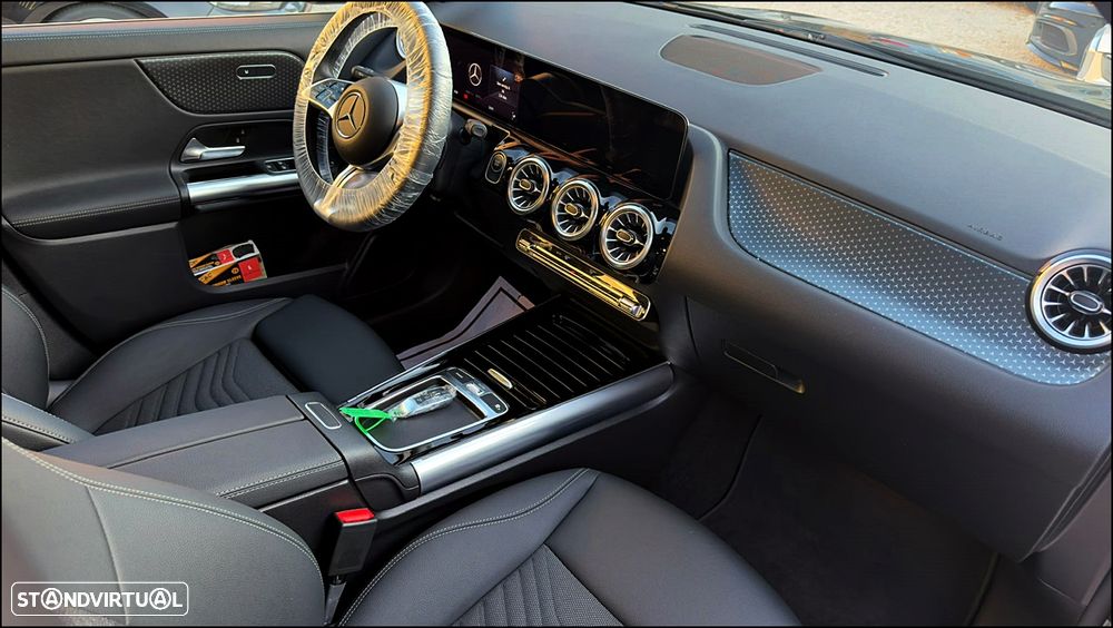 Mercedes-Benz EQA 250+ - 17